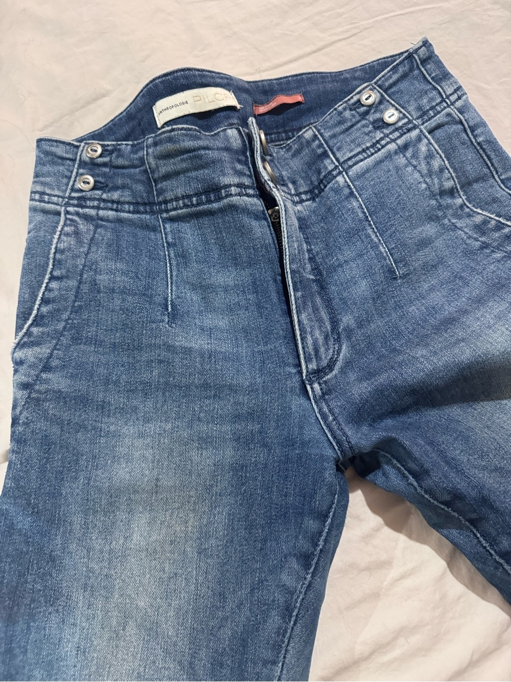Pilcro Women’s Slim Straight Jeans in Blue Wash